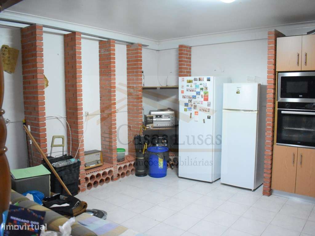 Moradia T3 no Centro do Cadaval - Localização Premium!-45