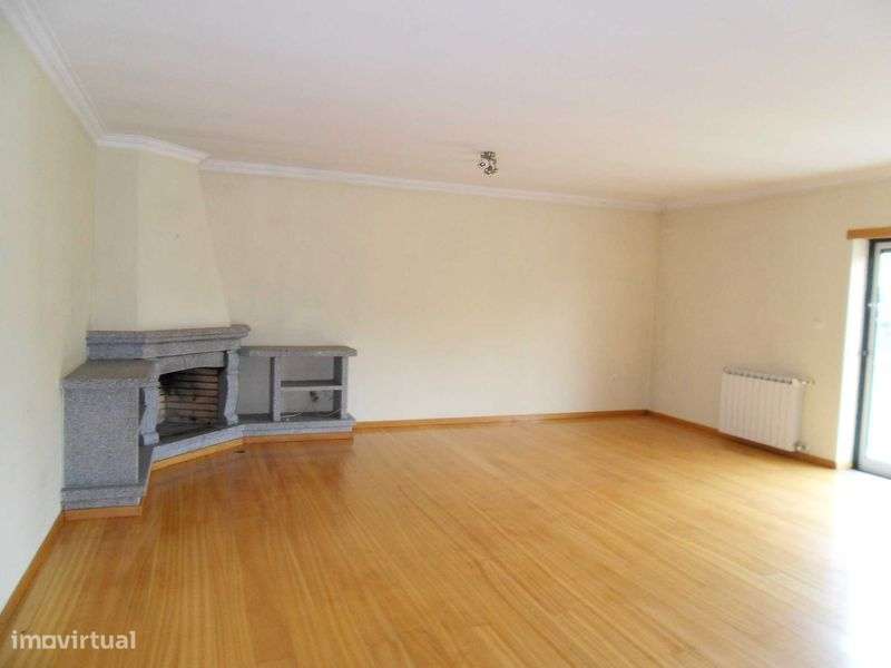 Excelente Moradia Isolada T5, 350m2, Aquec Central, Rio de Loba, Viseu - Grande imagem: 5/12