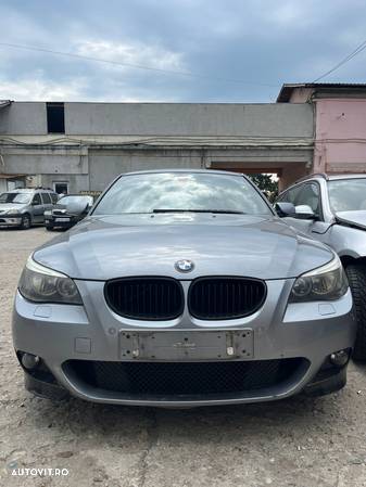 BMW E60 Capota Trager Faruri Aripi Carenaje Parbriz Toate Piesele Disponibile - 1