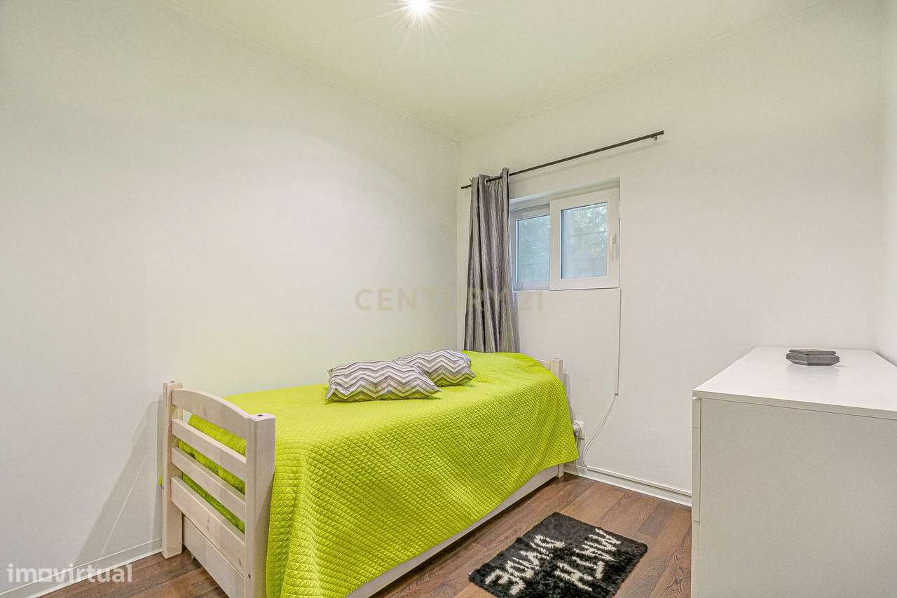 Apartamento de dois quartos em condomínio com piscina e jardim – Pátio-9