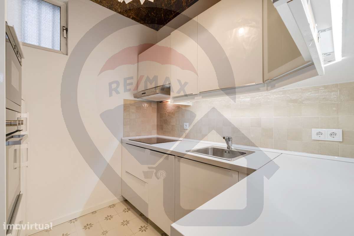 Moradia T3 Renovada no Centro Histórico de Évora – Charme Único-14