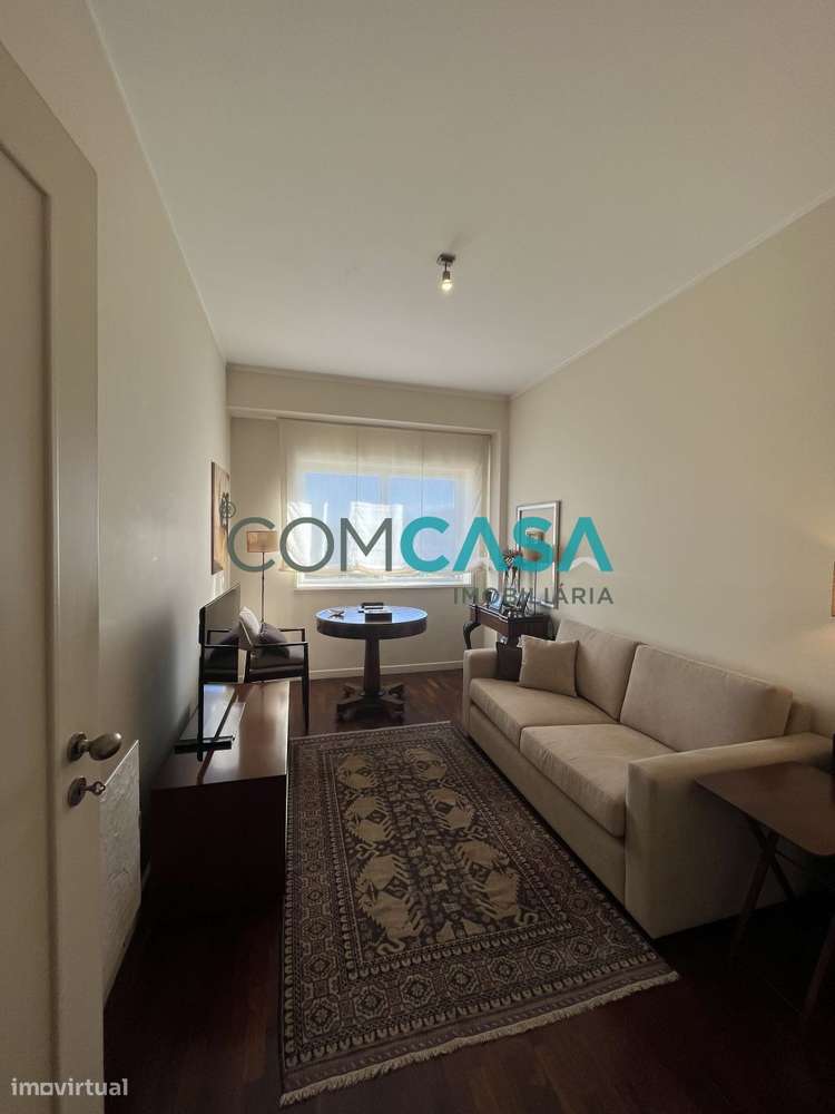 Apartamento 5 assoalhadas (T4) | varandas | permutas | Matosinhos-29