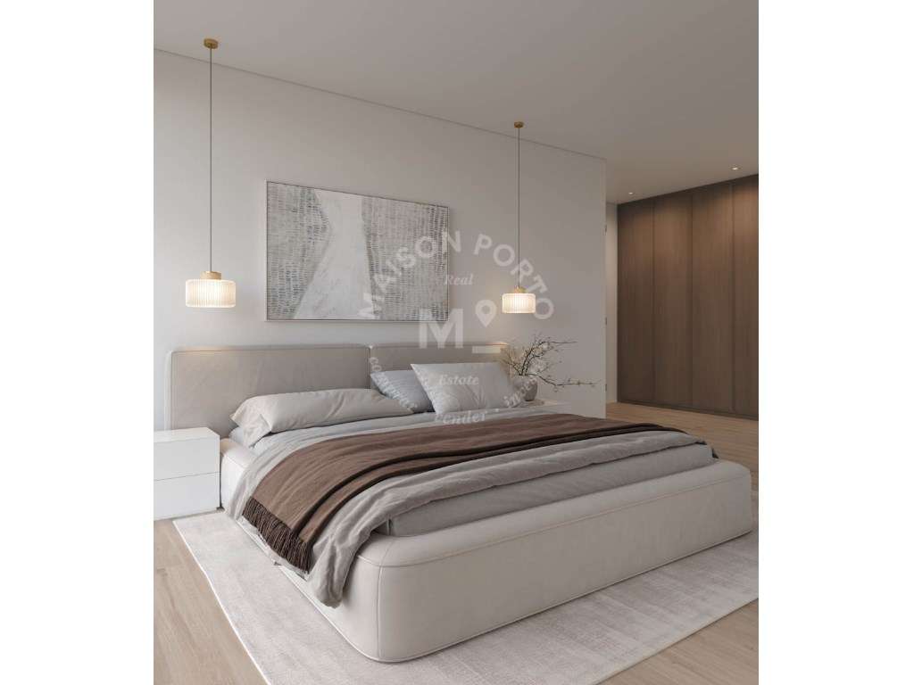 Apartamento T1 com Varanda e Lugar de Estacionamento inserido em Co...-19