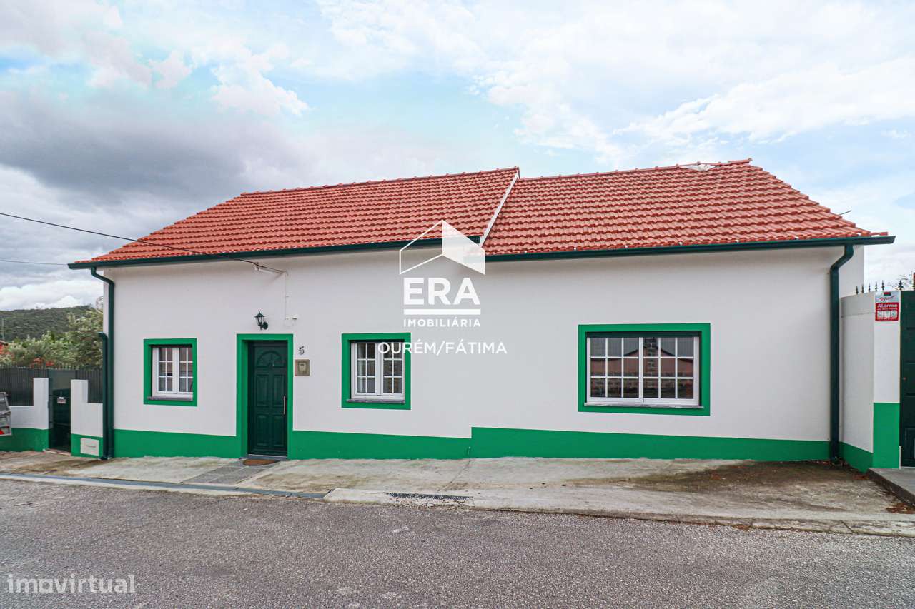 Moradia isolada T3+1-48