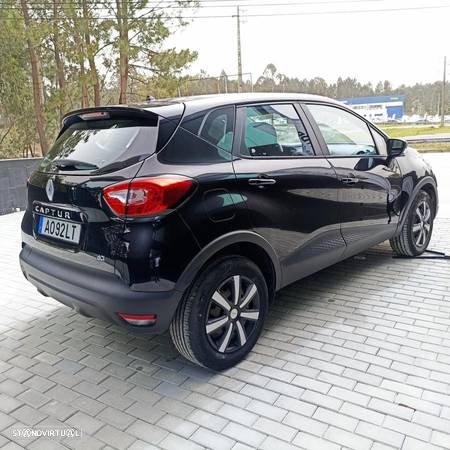 Renault Captur 1.5 dCi - 4