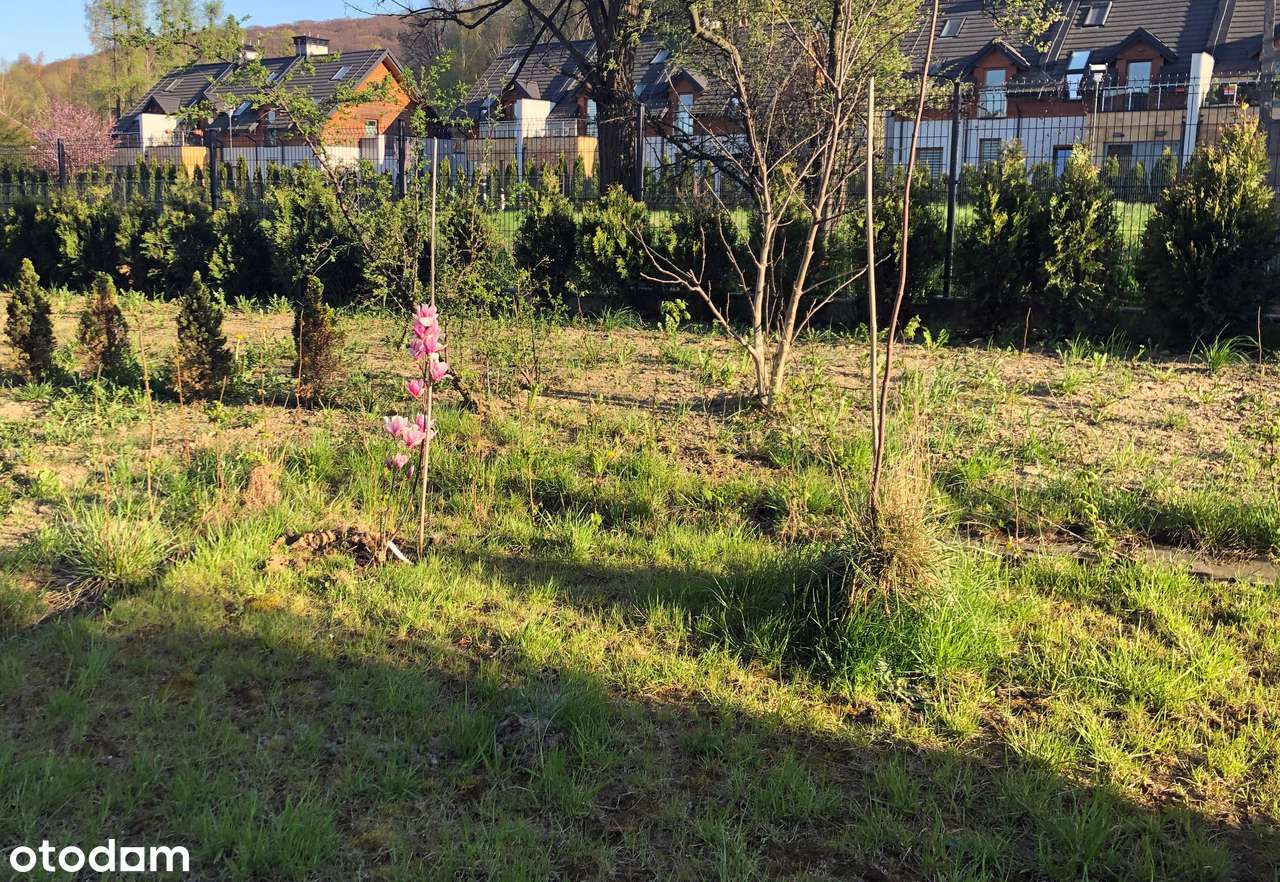 Słoneczne z ogródkiem i miejscem parkingowym-9