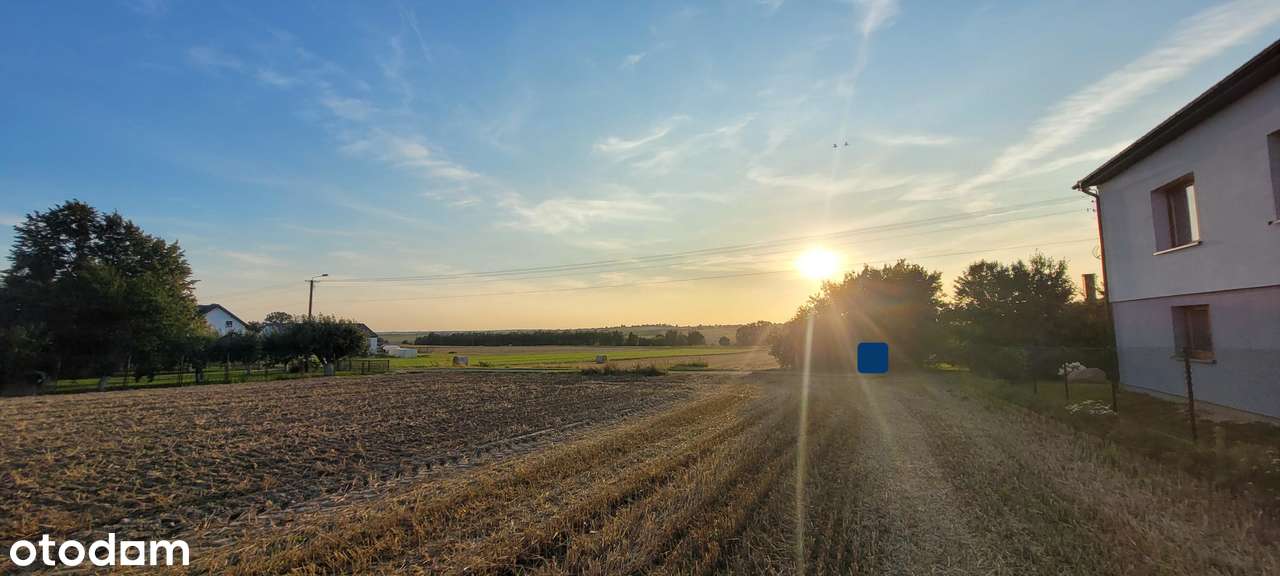 Działka budowlana na sprzedaż 1000m2 w bardzo dobrej lokalizacji.