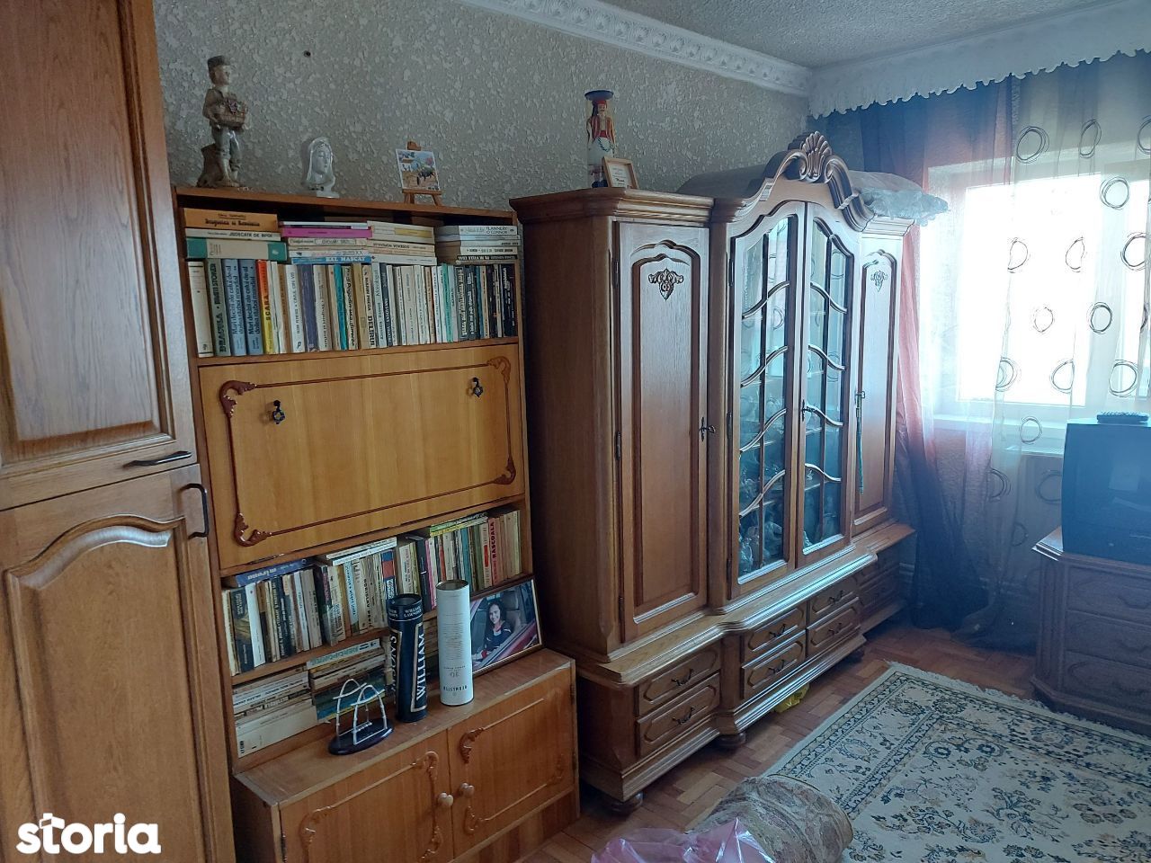 De Vanzare apartament 3 camere dec, Calea Burdujeni , Suceava