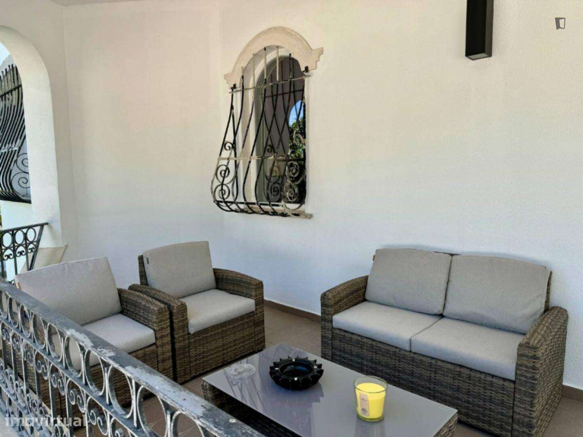 Casa com 5 quartos - localizado em Setubal - Grande imagem: 5/10