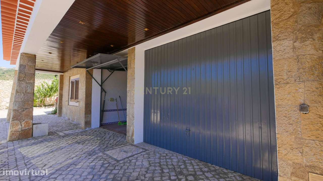QUINTA EM PALMELA | 7 QUARTOS | 4 CASAS DE BANHO | 3 PISOS-26