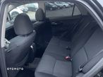 Toyota Auris 2.0 D-4D Premium - 11