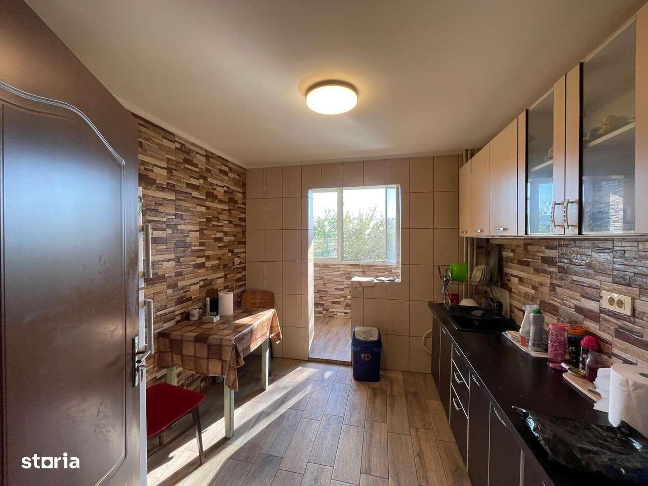 Apartament 3 camere, decomandat, Luica - Brancoveanu - Imagine principală: 4/12