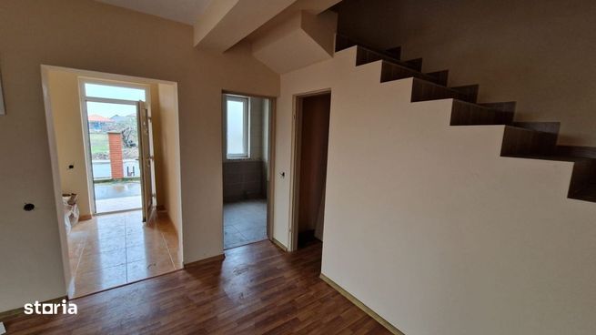 ageuropa.ro vinde casa NOUA cu 4 camere in PAULESTI