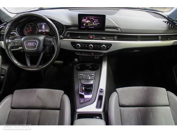 Audi A4 Avant 2.0 TDI S tronic - 12