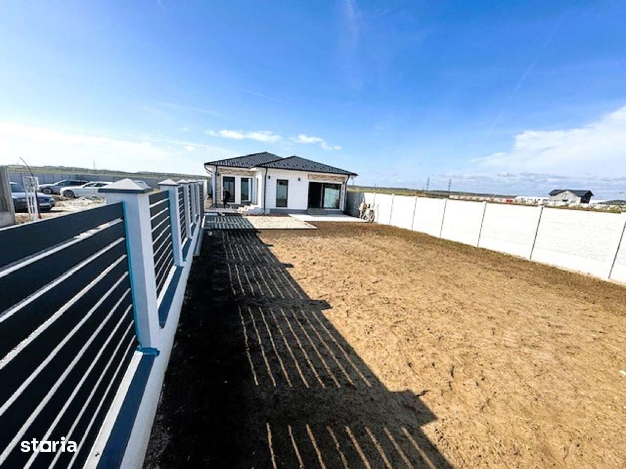 Casa moderna construita pe parter cu teren 500 mp - Imagine principală: 4/20