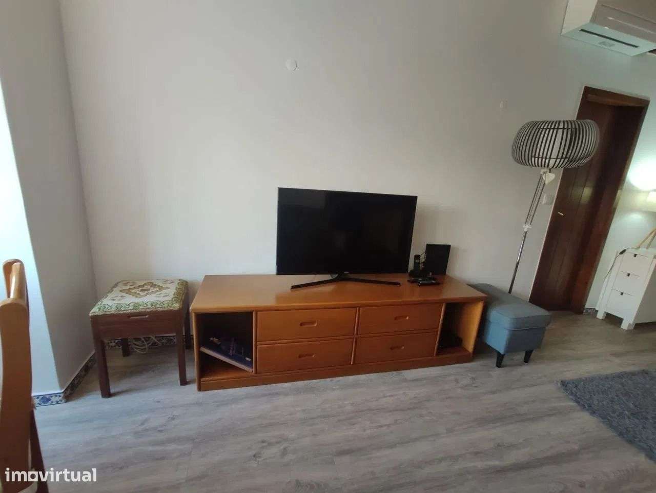 T1 Mobilado/ Remodelado Muito bem localizado. - Grande imagem: 4/21