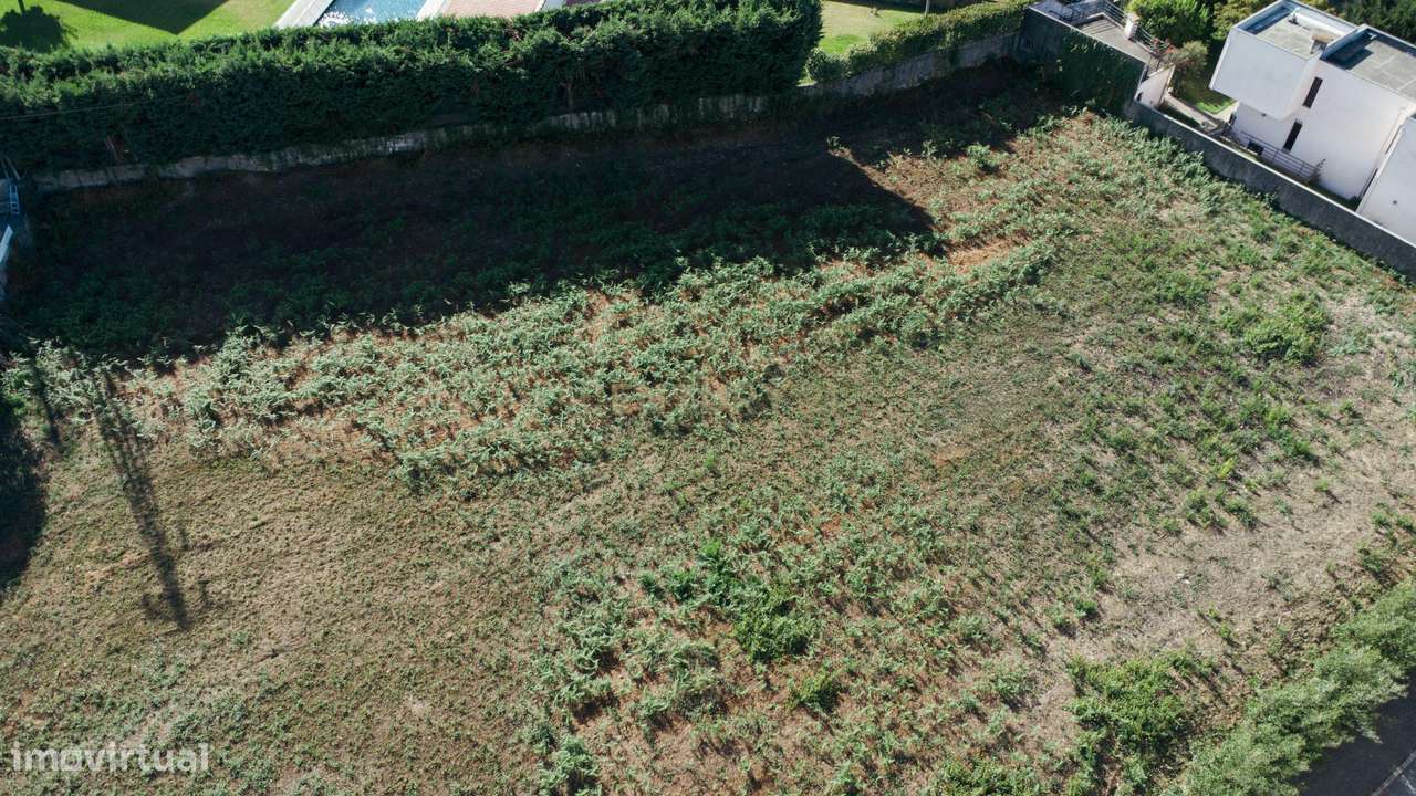 Terreno com viabilidade construtiva 3600 m2 - entre 35 a 40 habitações - Grande imagem: 5/7