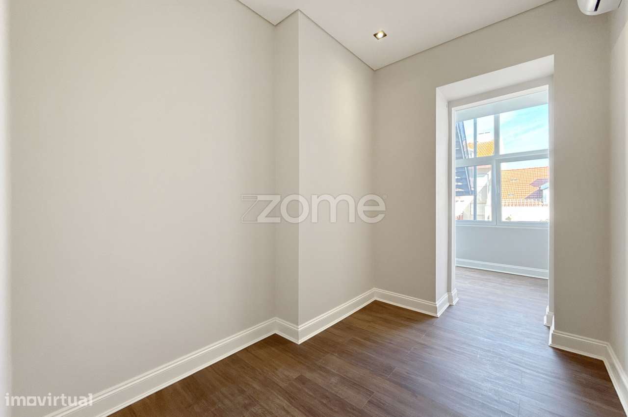 Apartamento T3 remodelado na Avenida Almirante Reis - Lisboa-14