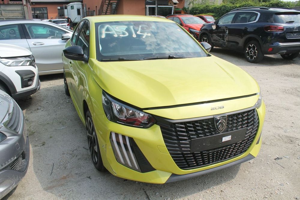 Peugeot 208 II (2019-) 2025