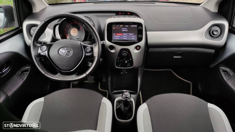 Toyota Aygo 1.0 X-Play Plus+X-Touch - 8