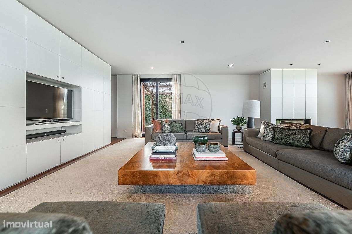 Moradia T5 para venda-33