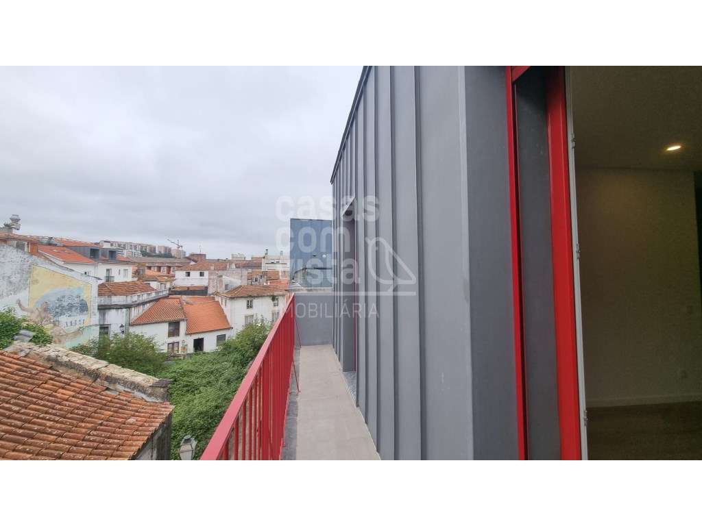 Apartamento T1 no Centro de Leiria Elegância Urbana, Design Moderno...-15