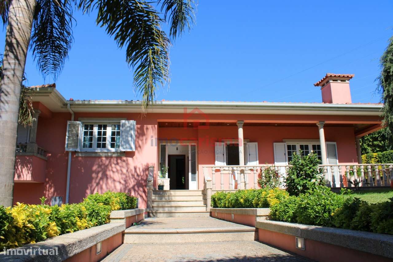 Moradia T3 Térrea em São Tomé de Negrelos, Santo Tirso-0