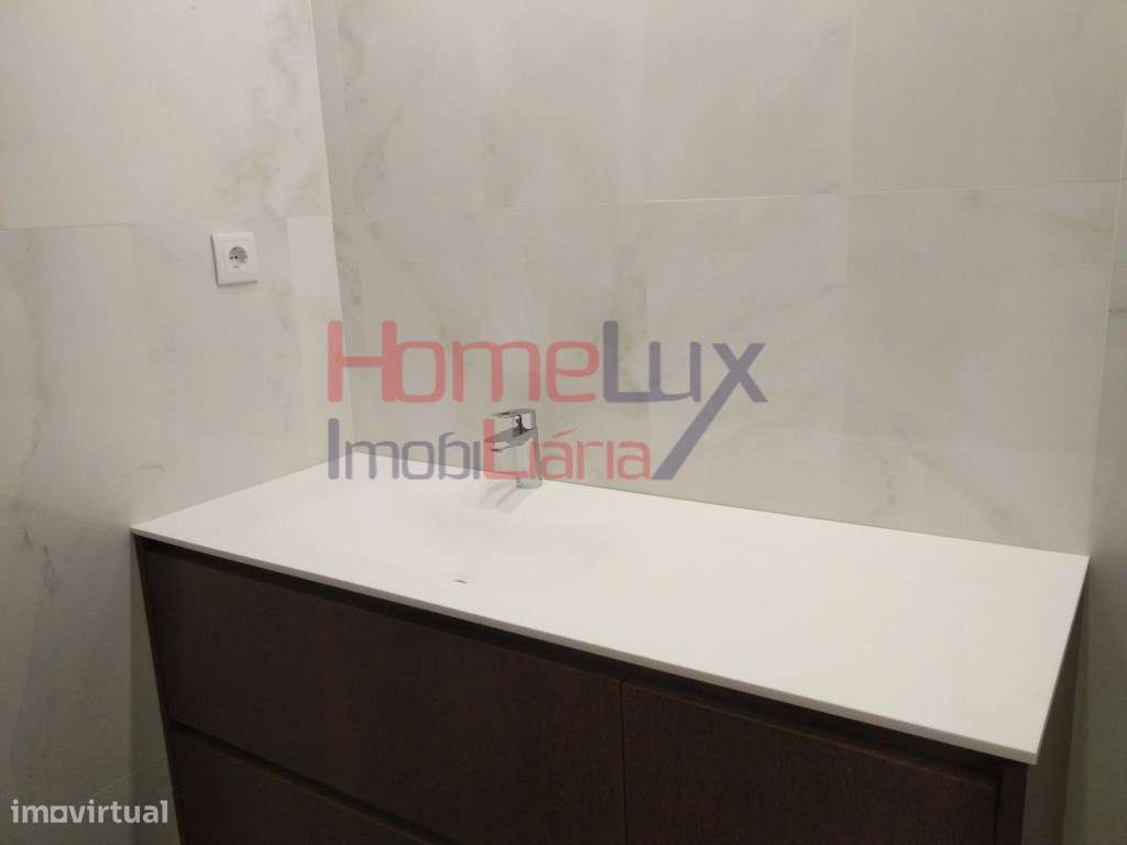 Apartamento T4 em Zona Prime - Rotunda Boavista - Grande imagem: 4/33