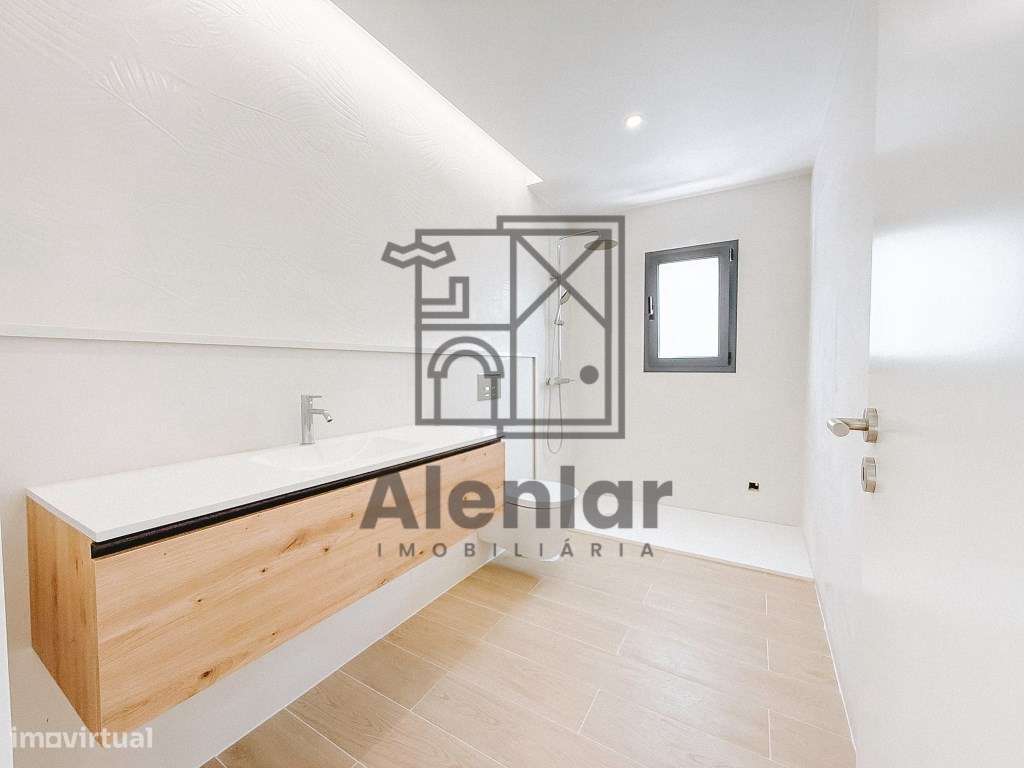 NOVA Moradia V4 a 800 metros da praia NOVA-36