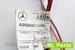 Instalação elétrica da porta Mercedes Classe C A2035407308 - 8