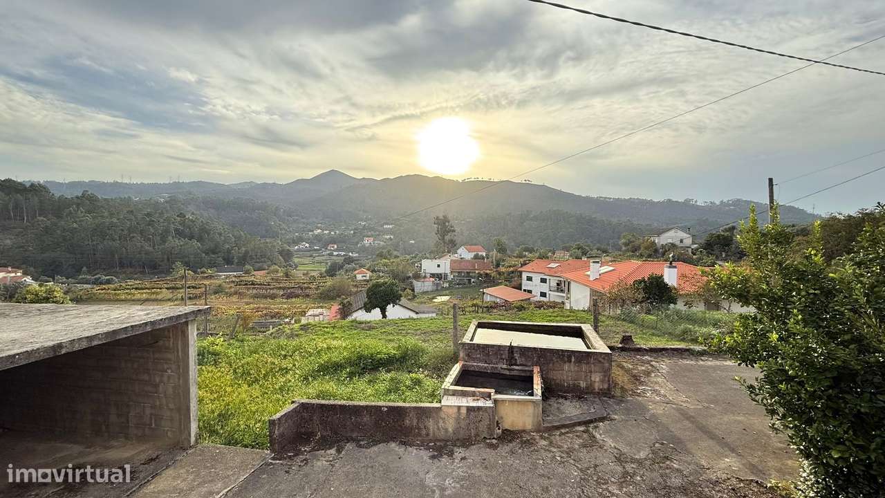 Moradia T3, Rebordões (Santa Maria)-16