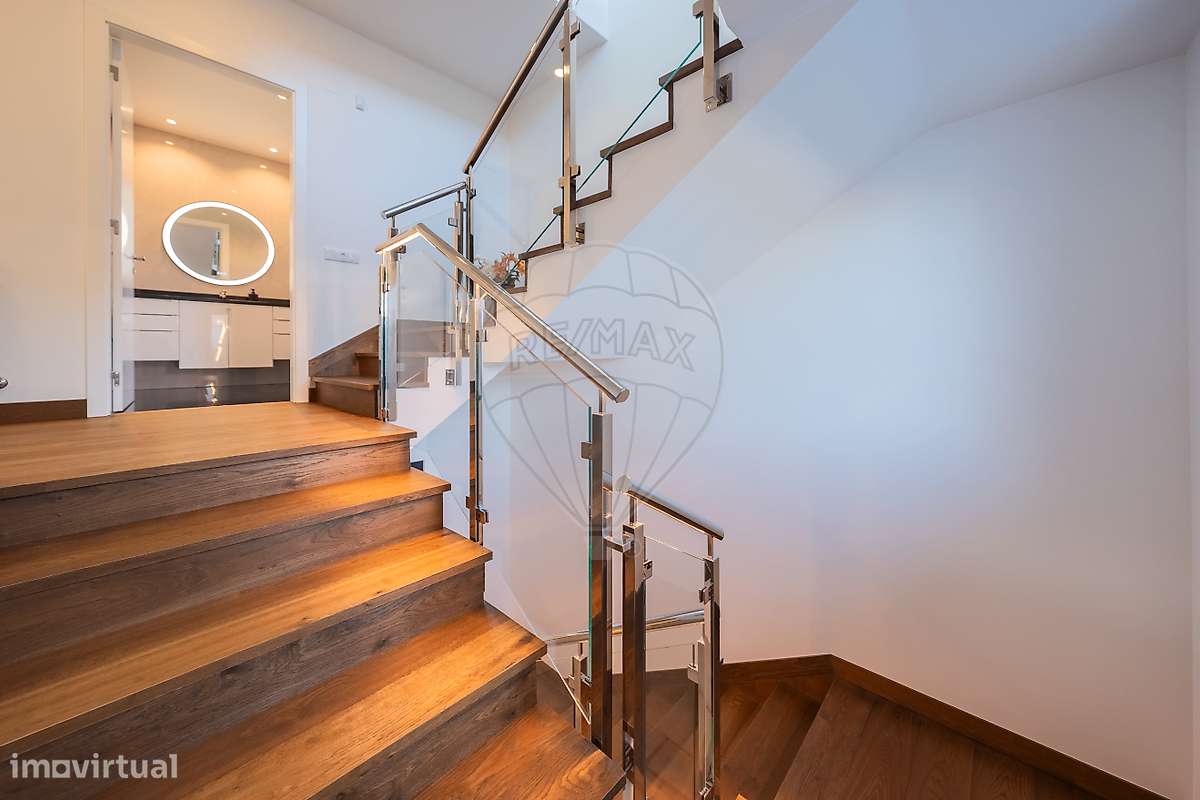 Moradia T4 para venda-33