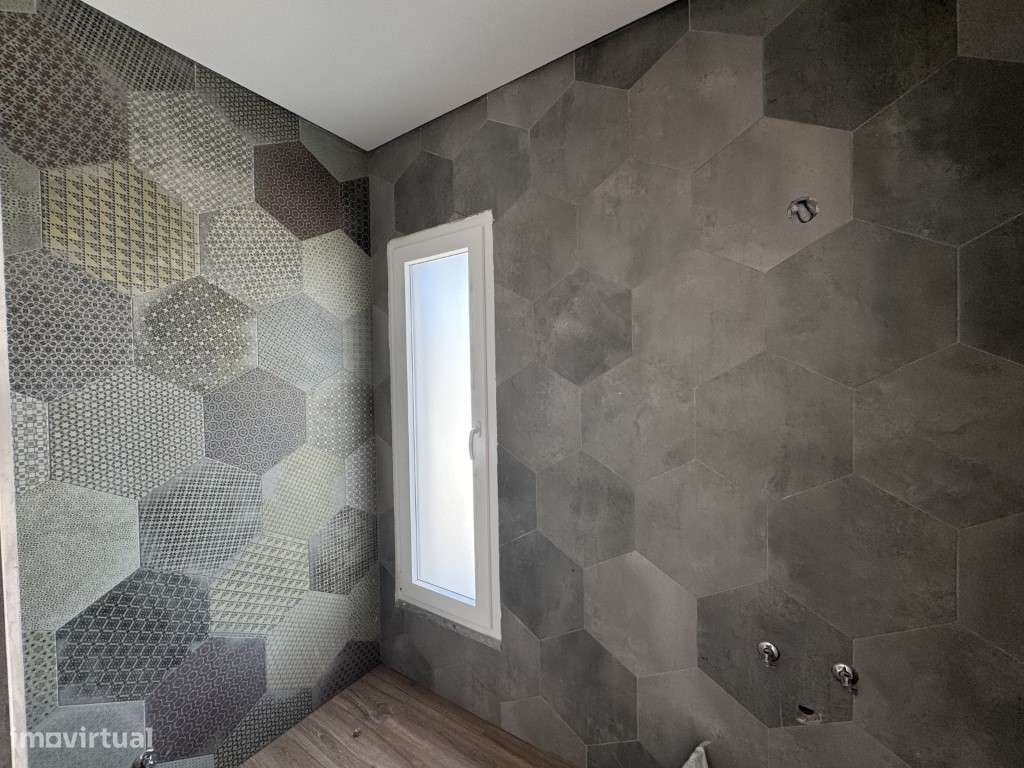 Moradia V3 em São João da Talha.-11