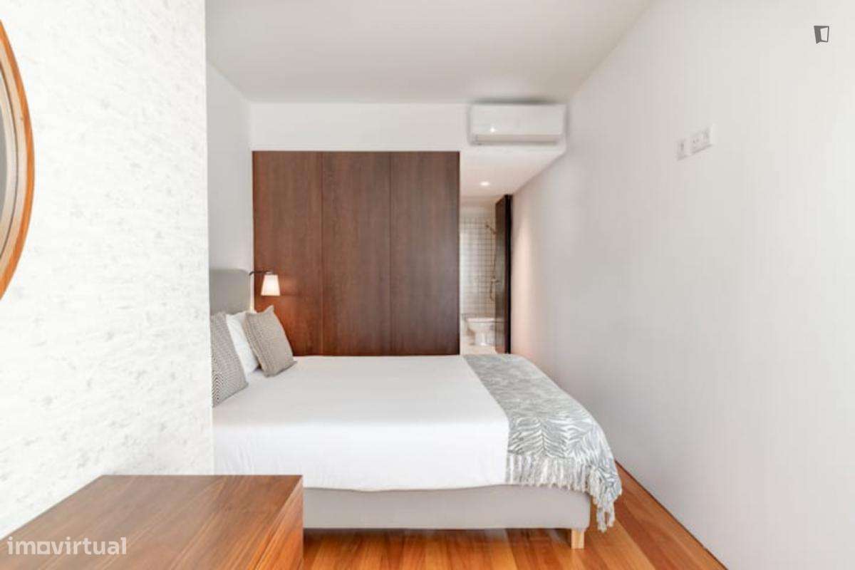 Apartamento com 2 quartos - localizado em Lordelo do Ouro Porto - Grande imagem: 3/48