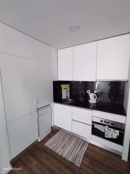 ARRENDA-SE T1 c GARAGEM na Senhora da Hora - Grande imagem: 4/9