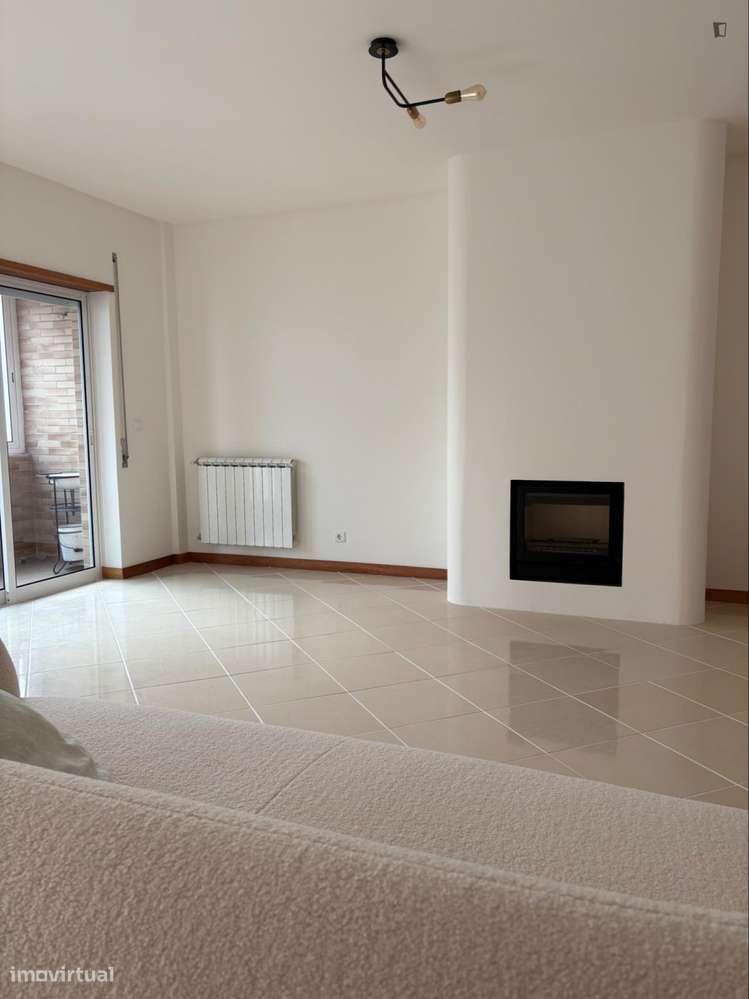 Quarto - localizado em Braga - Grande imagem: 4/9