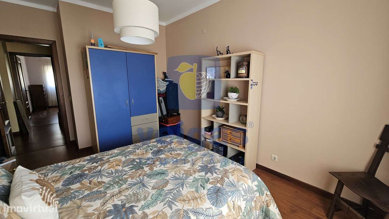 Apartamento T4 com 3 WC e Estacionamento-20