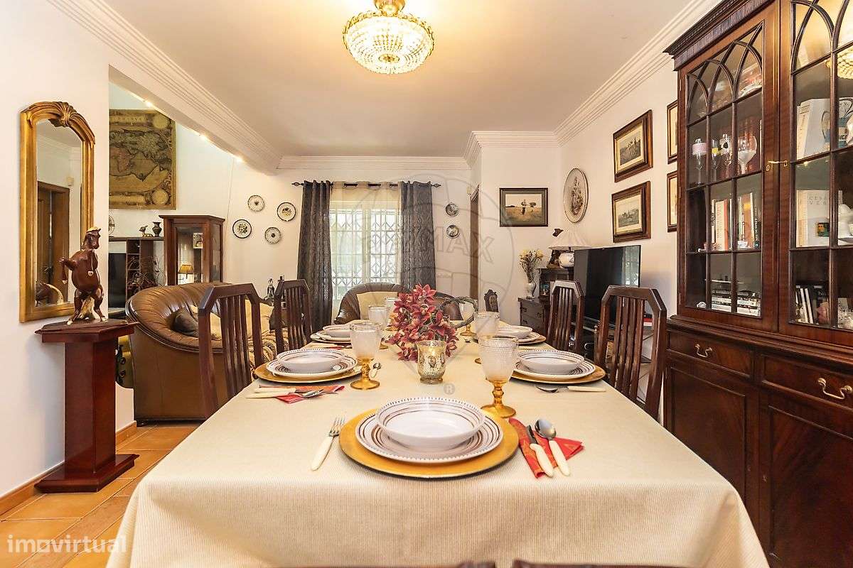 Moradia T4 para venda-18