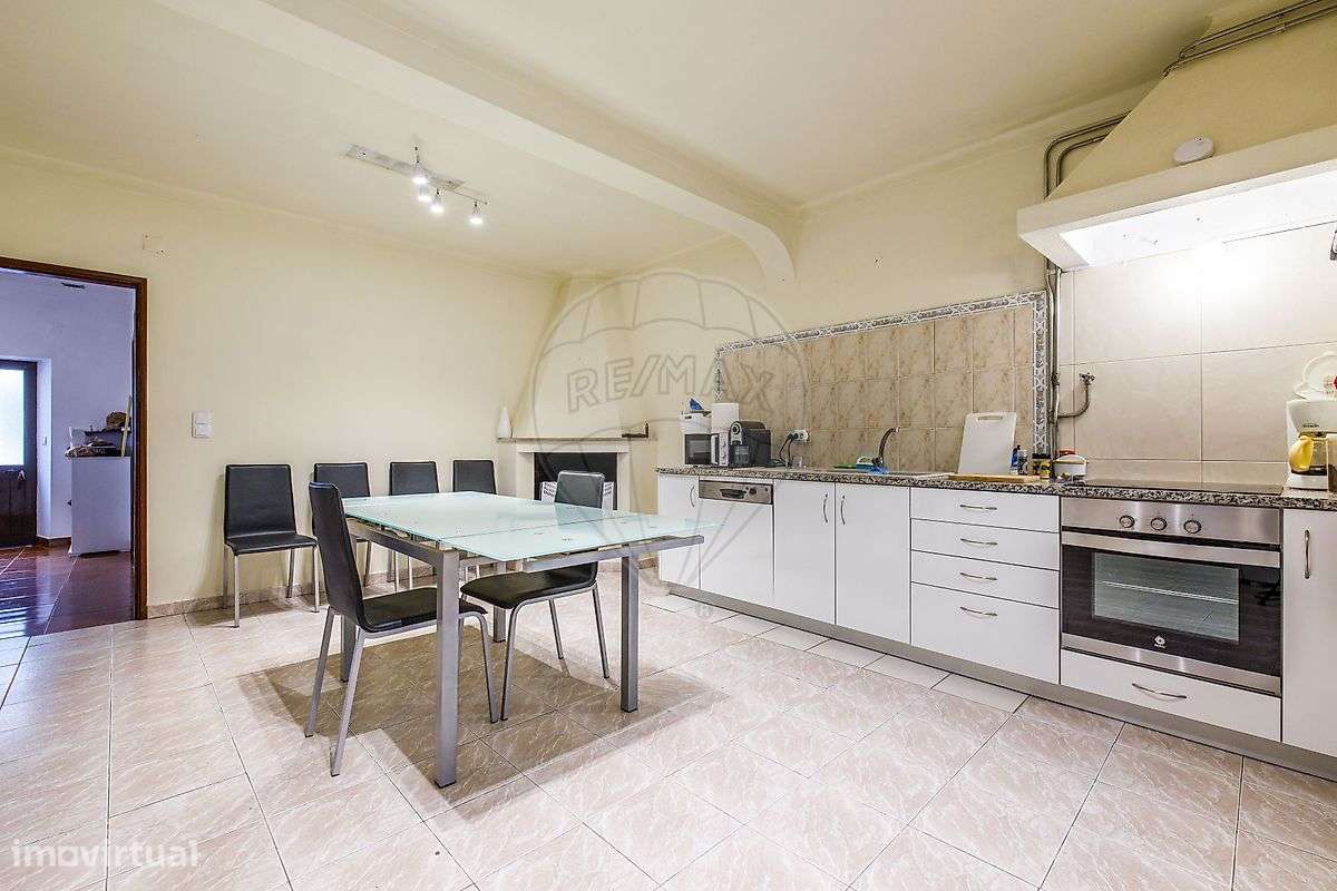 Moradia T2 para venda - Grande imagem: 1/16