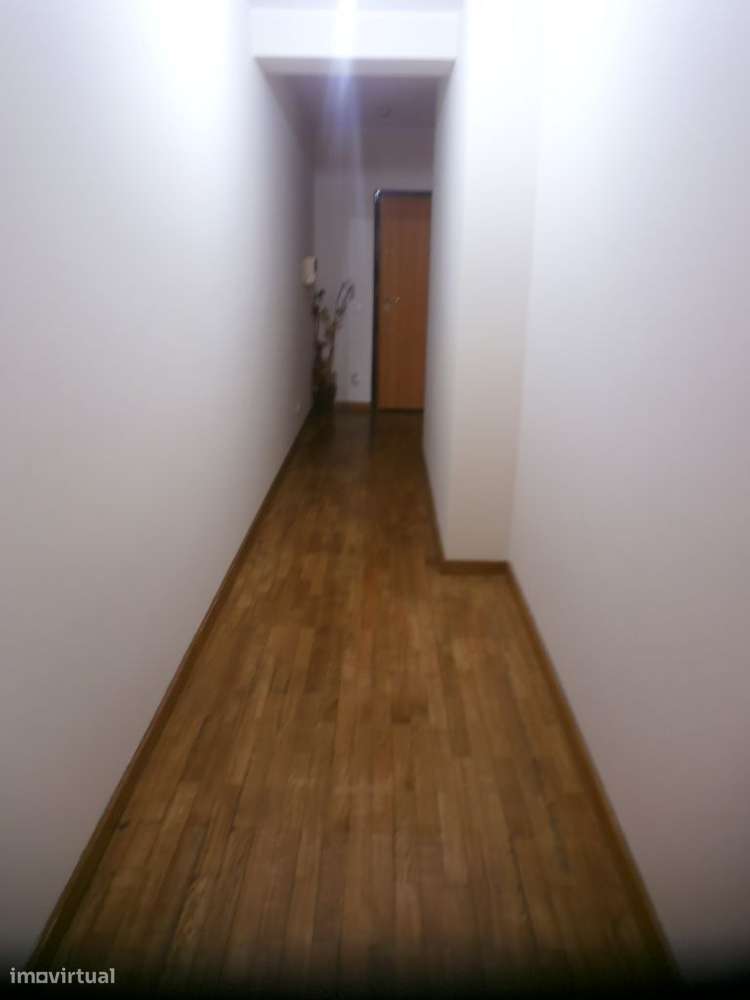 Apartamento T2 c/Lug de garagem - Gondomar, DºBrasas-11