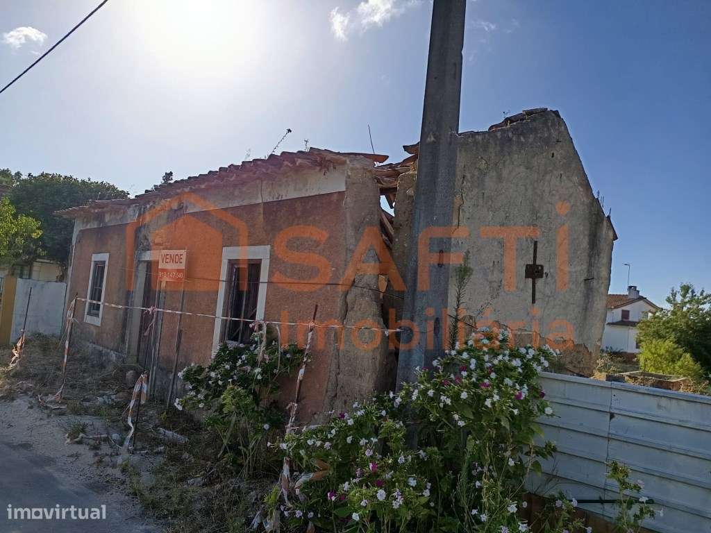 Moradia para recuperar - Grande imagem: 4/5