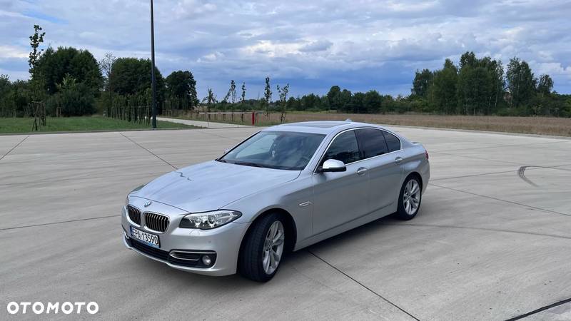 BMW Seria 5 535i xDrive Luxury Line - 2