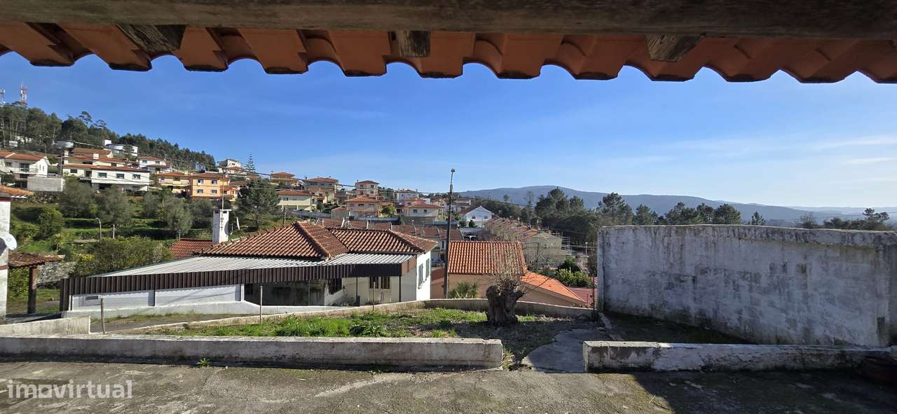 Moradia Térrea T3 Renovada em Barroselas - Grande imagem: 2/20