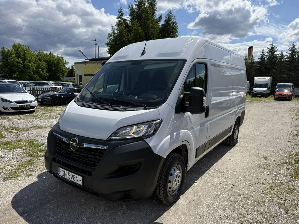 Opel Movano 2023