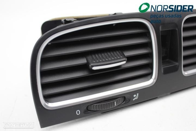 Arejador de tablier central par Volkswagen Golf VI Variant|08-13 - 2