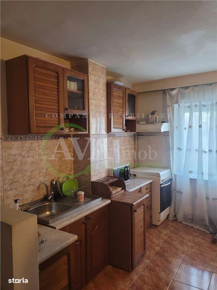 Apartament 2 camere decomandat , zona Nord-6