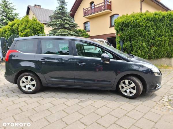 Peugeot 5008 1.6 THP Premium - 2