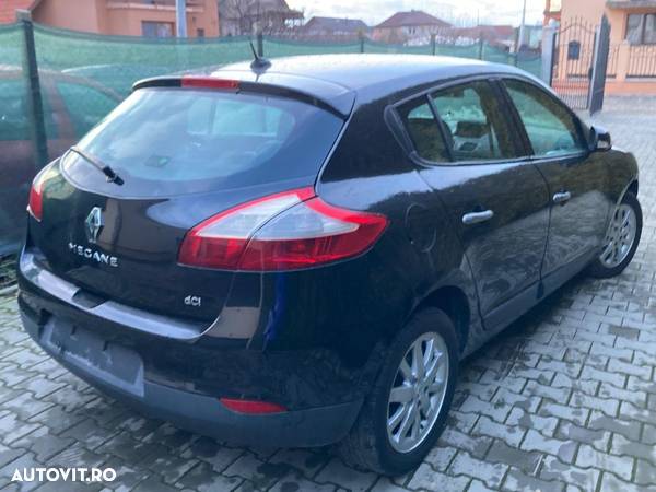 Renault Megane dCi 130 FAP Expression - 5