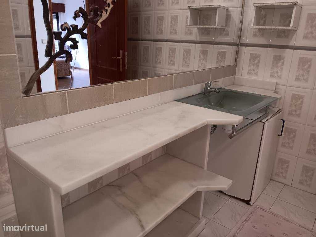 T2 mobilado e equipado- Tapada das Merces - Grande imagem: 4/26