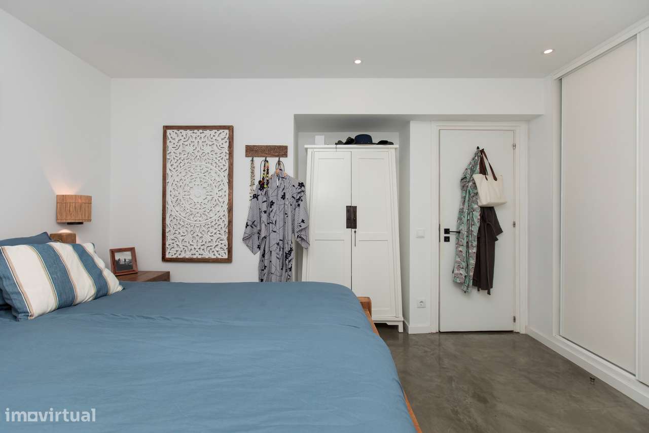 Moradia isolada terreno de 811m2 piscina jardim Sesimbra-24